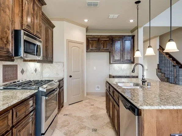 3000 Guadalupe Dr, Forney, TX 75126