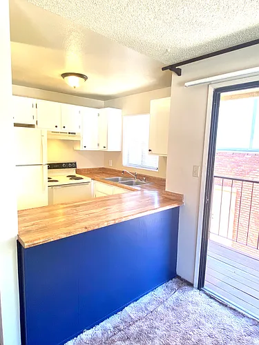 342 Roberts St #C Photo 1
