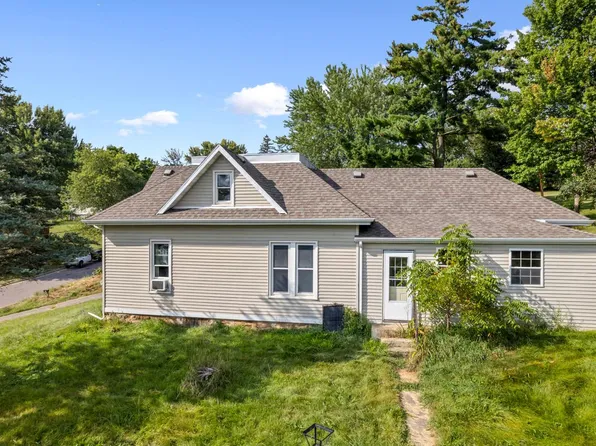 210 W Elroy STREET, Elroy, WI 53929