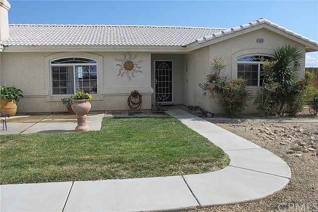 1st image of 15915 Jasmine St