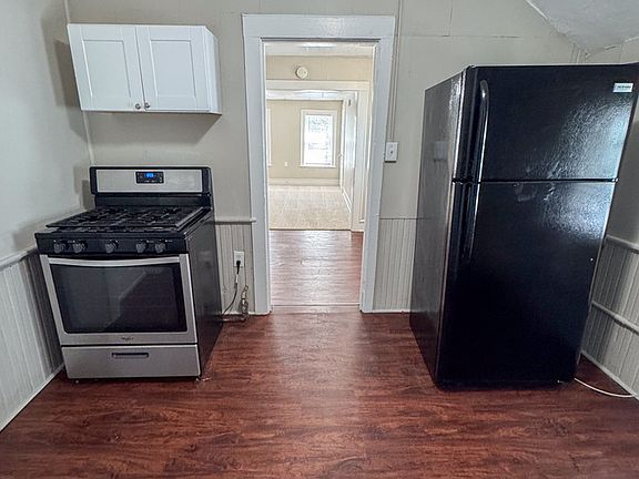 4th image of 1121 Broadway Ave NW #2