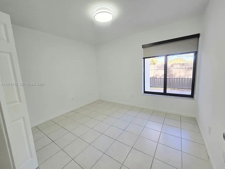 15081 SW 127th Ct — Photo 15