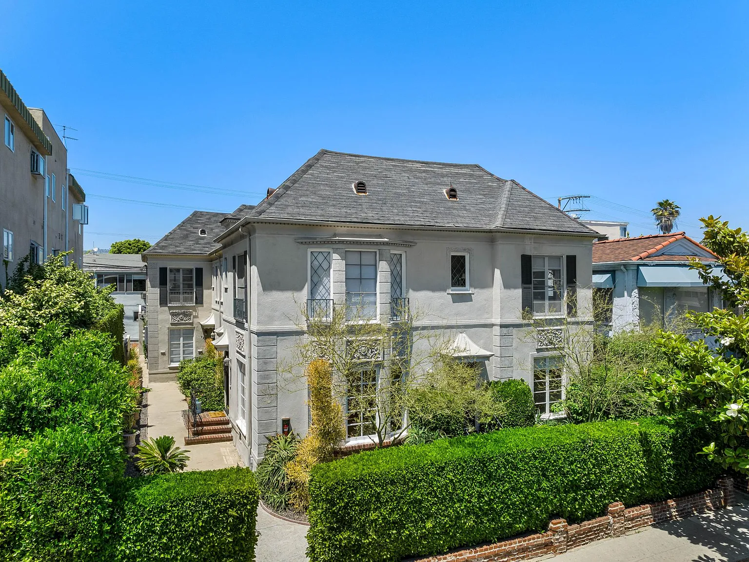 9323 W Olympic Blvd — Photo 1