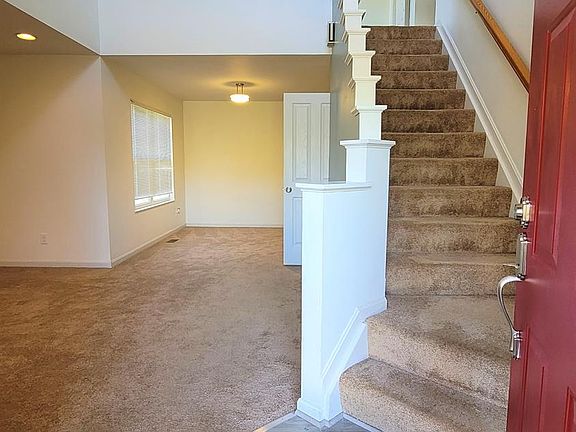 3rd image of 3945 Brandonburg Ln