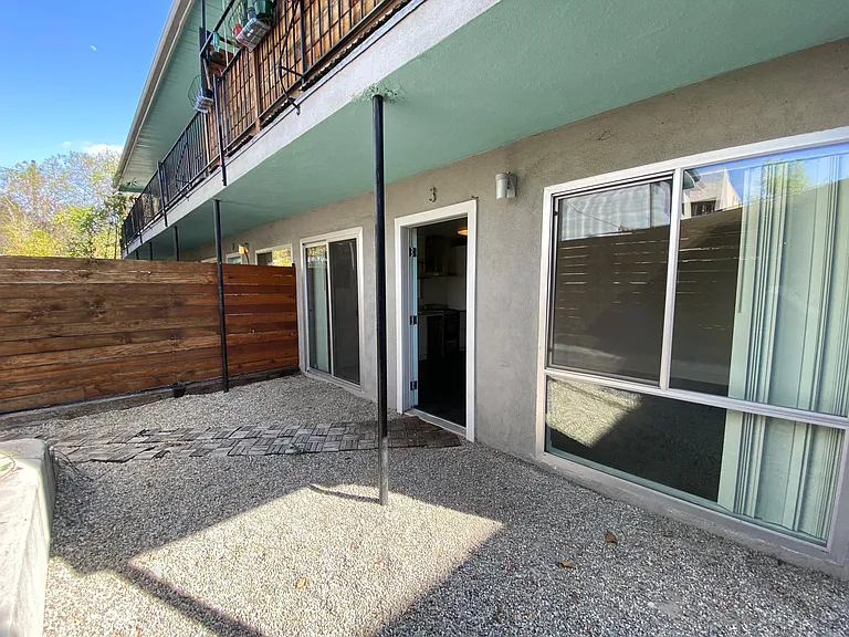 653 Silver Lake Blvd #3 — Photo 4