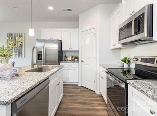 3712 Piney Grove Rd, Charlotte, NC 28212