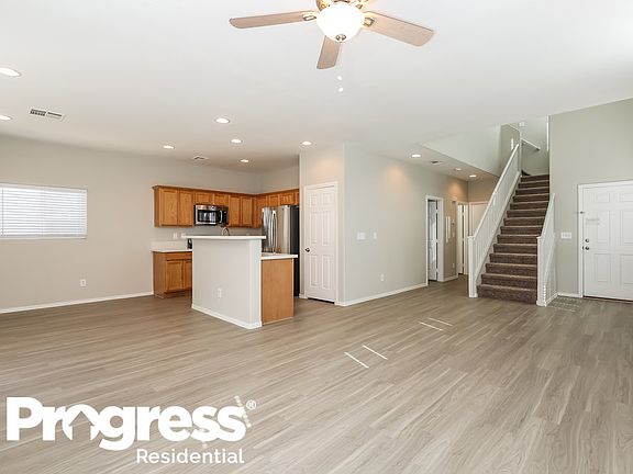 4th image of 6019 Clovelly St