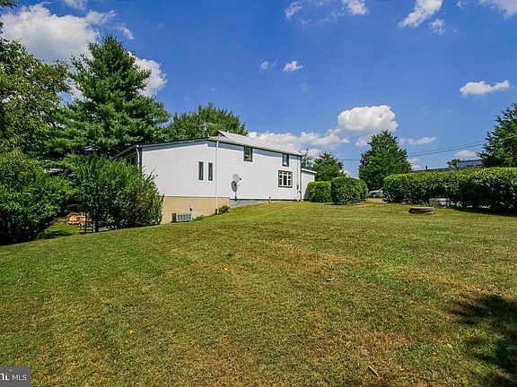 2nd image of 6705 Bull Run Dr