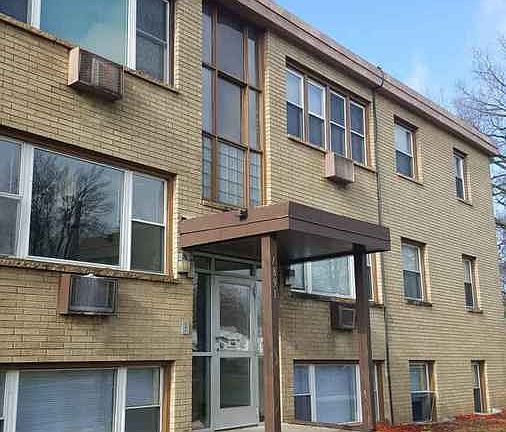 2nd image of 1891 7th St E #1891203