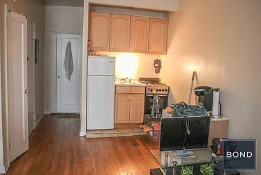 Rented by Bond New York