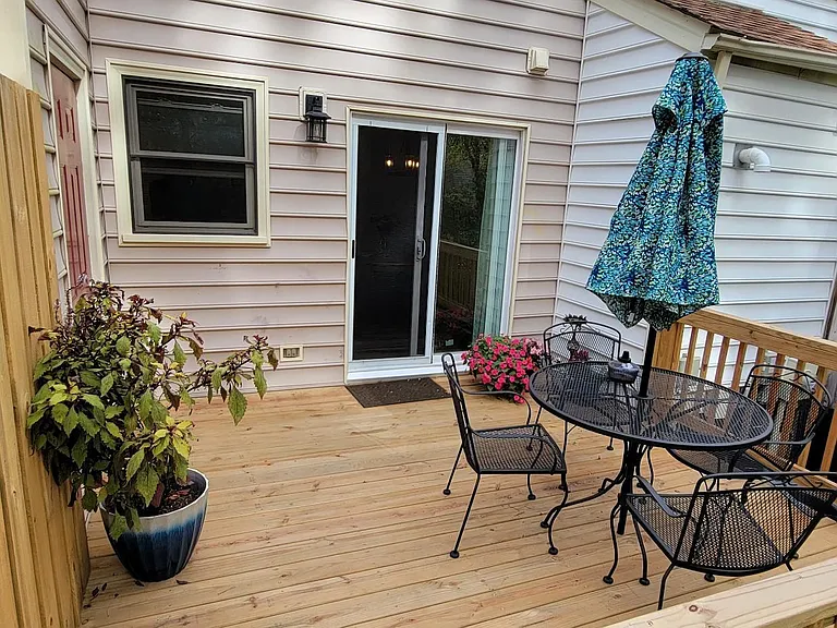 6534 Thetford Ct — Photo 8