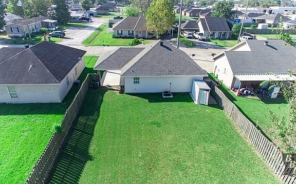 5th image of 1113 Acadian Dr