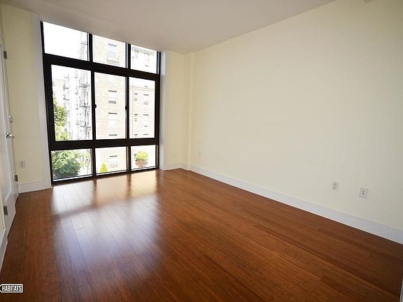 4th image of 2532 30th Dr APT 3B