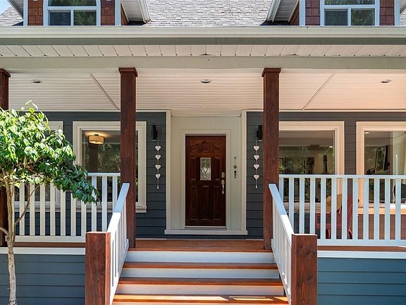 4th image of 11357 Redbud Pl