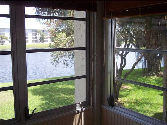 2nd image of 9420 Poinciana Pl APT 208