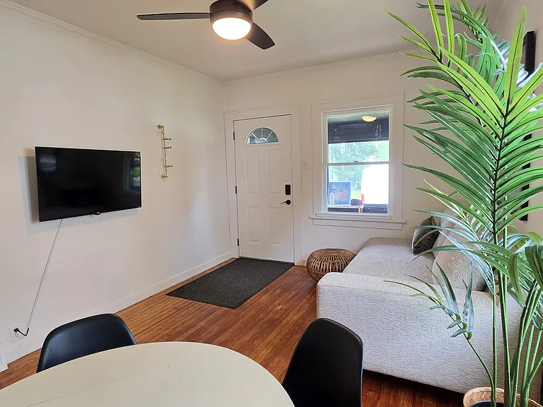 1334 Charlotte Ave — Photo 25