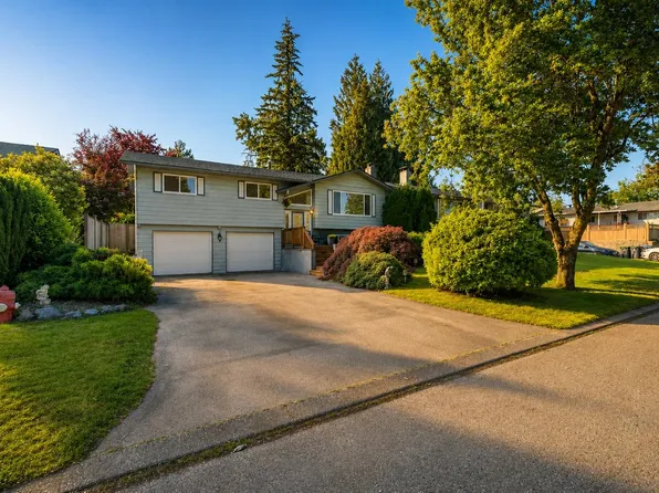 17030 Hereford Pl, Surrey, BC V3S 4X1