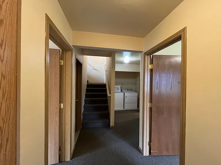 3 Bedroom, 2 Bath in York Neighborhood! — Photo 17