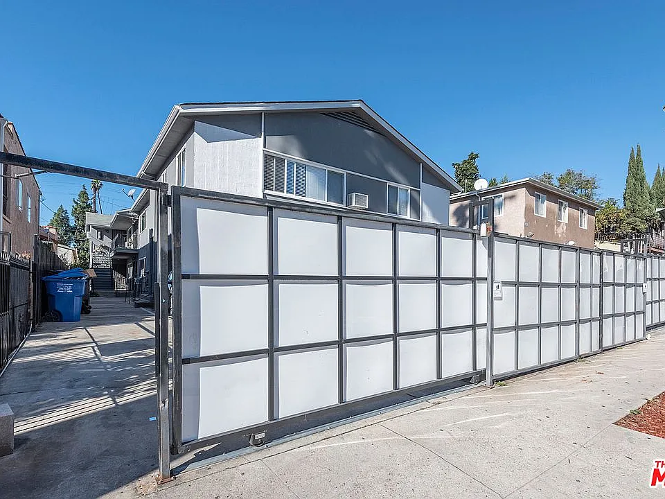 1631 N Harvard Blvd #5