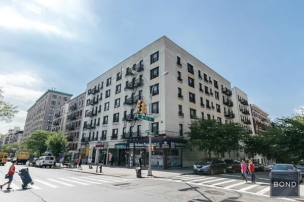 Rented by Bond New York | media 28