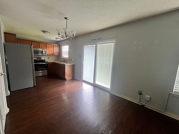 2nd image of 8919 Shasta Springs Dr