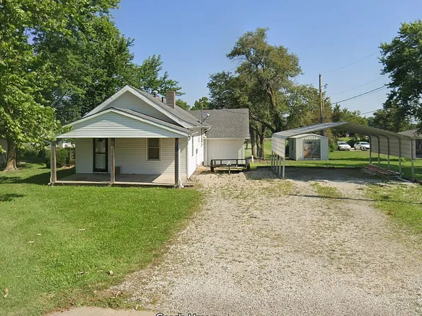 205 9th St, Effingham, KS 66023