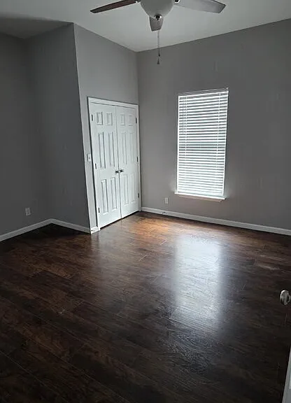 228 Lotus Ave #201 — Photo 6