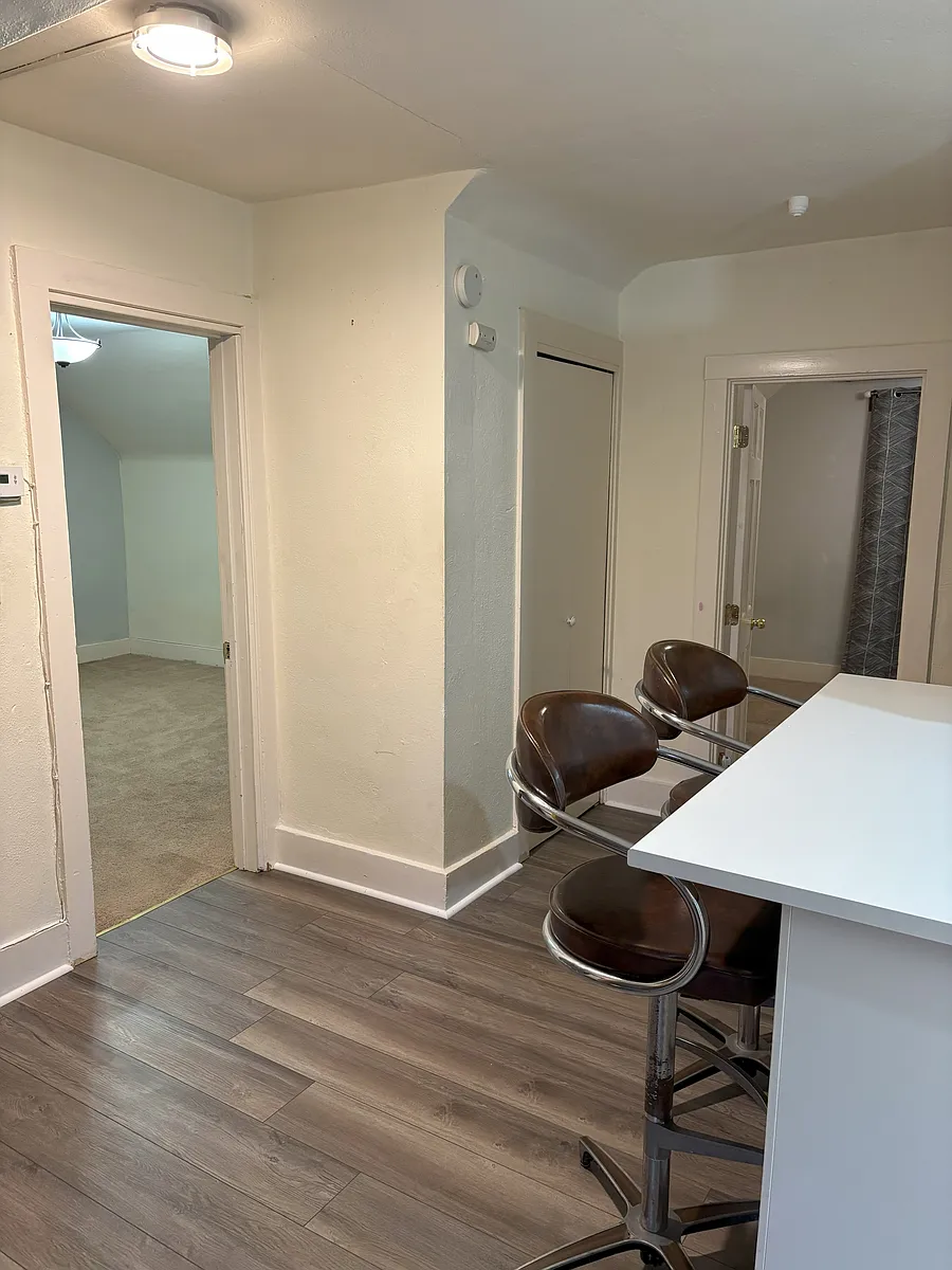 Common area - 2nd St W