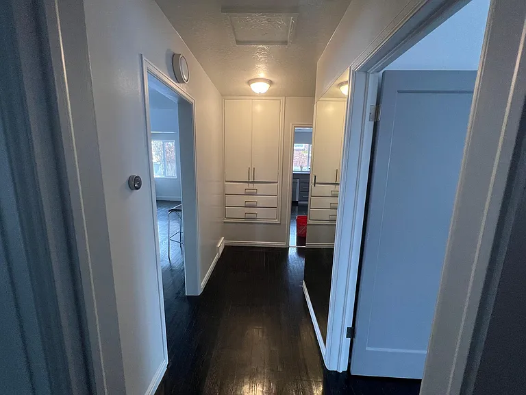 1548 E Roosevelt Ave — Photo 6