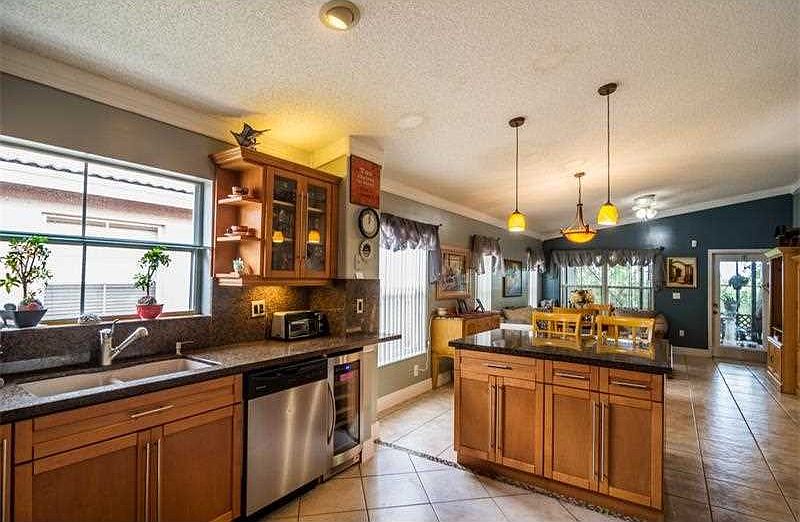 1st image of 20852 NW 22nd St
