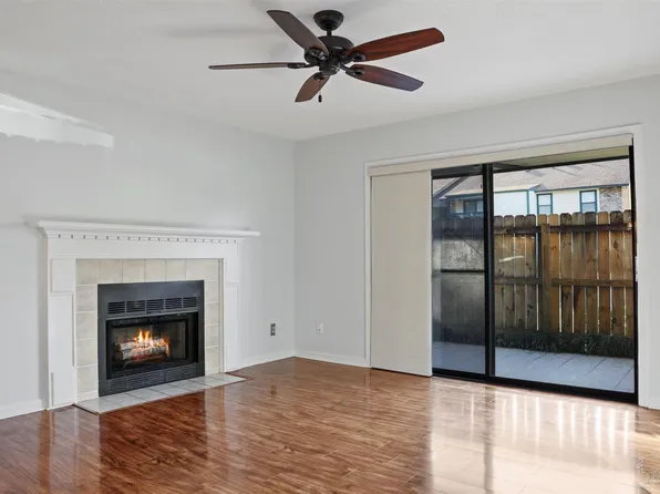 2299 Scenic Hwy APT R2, Pensacola, FL 32503