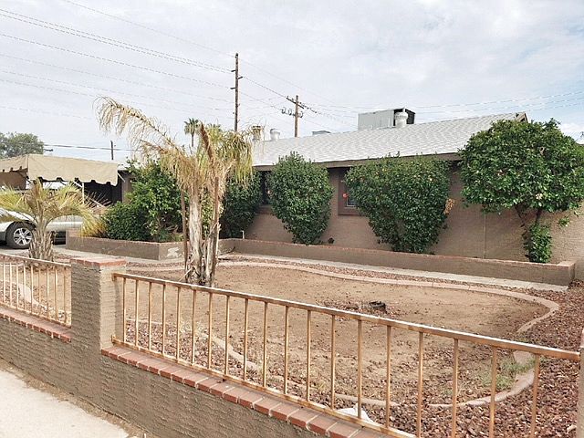 1st image of 5901 W Flower St