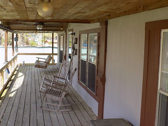3rd image of 277 Lakeview