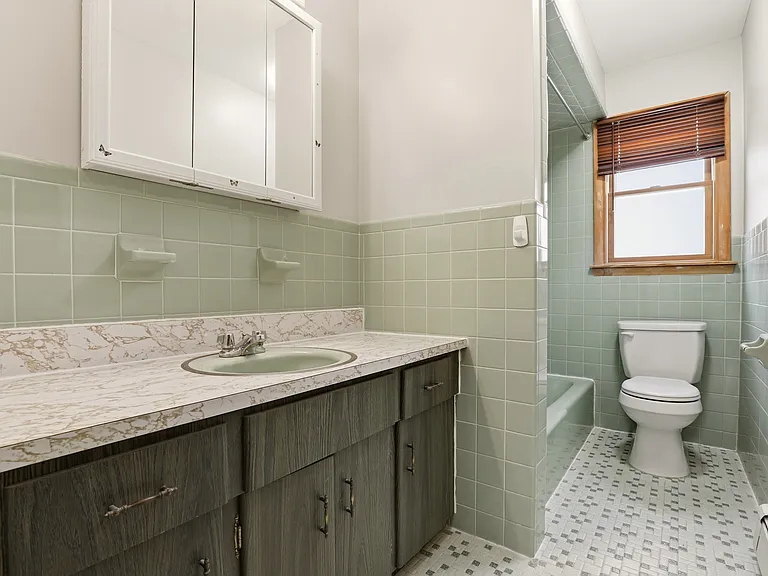 70 Wood St #1-2 — Photo 6