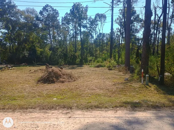 190 James Blvd, Coldspring, TX 77331