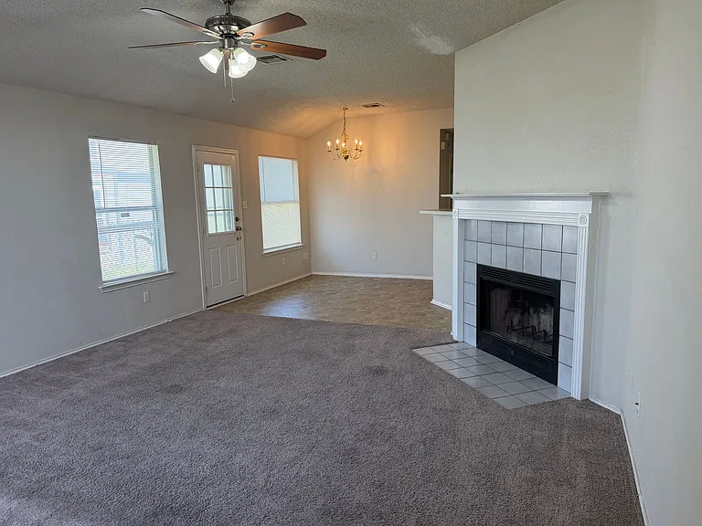 2213 Schwald Rd — Photo 3