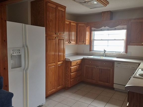 5th image of 23 Sandpiper Ln