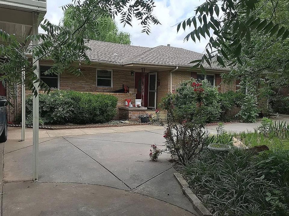 1st image of 1319 Sunset Dr