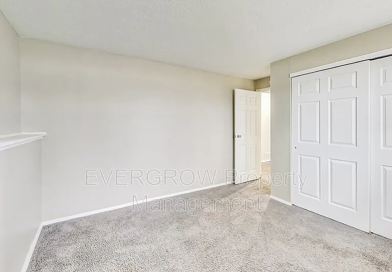 5310 Shelbyville Rd — Photo 25