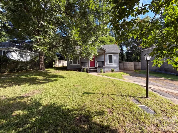 831 Fairview St, Kannapolis, NC 28083