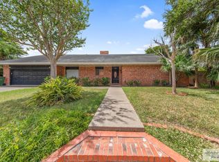 25 Fireside Dr, Brownsville, TX 78521
