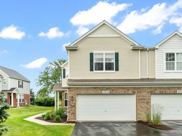 24254 Leski Ln, Plainfield, IL 60585