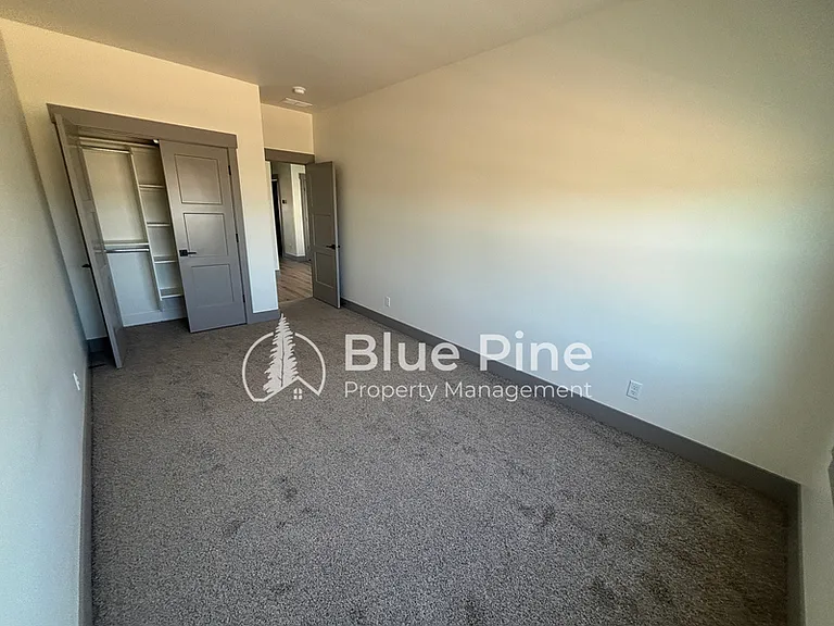 5133 Beach Dr #1 — Photo 13