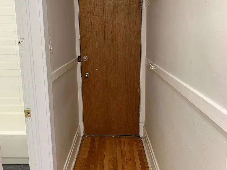 38 Monk St — Photo 13