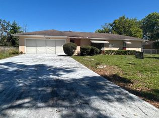 568 Silver Course Loop, Ocala, FL 34472