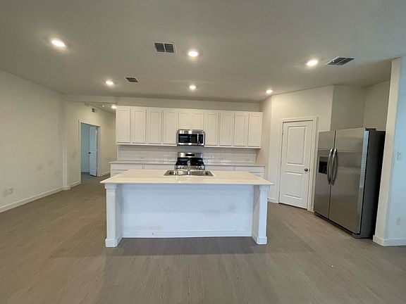 2nd image of 1300 Rockwell Dr