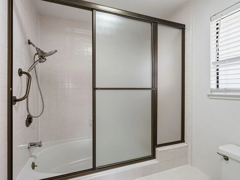 1387 Xavier Ave — Photo 21