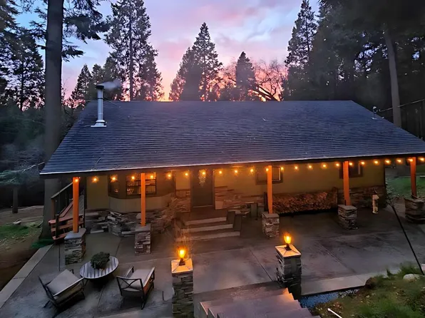 2491 Newhouse Rd, Pollock Pines, CA 95726