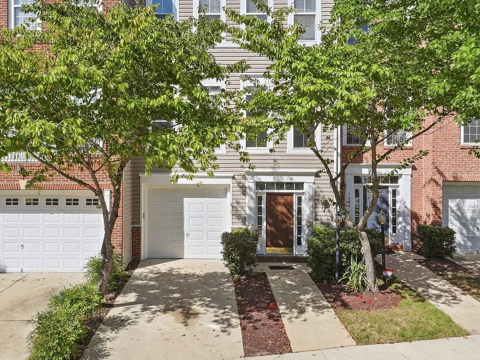 3 bed, 3.5 bath, 2928 sqft, $3,500 — Photo 1