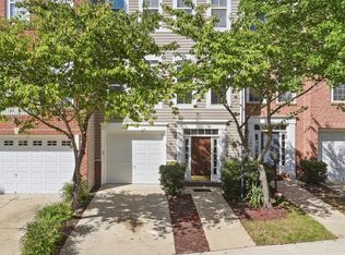 5602 Hartfield Ave, Suitland, MD 20746